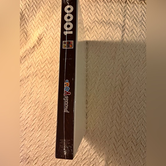 NIB Beauty with Thorns 1000pc Cactus flower puzzle - Picture 3 of 3